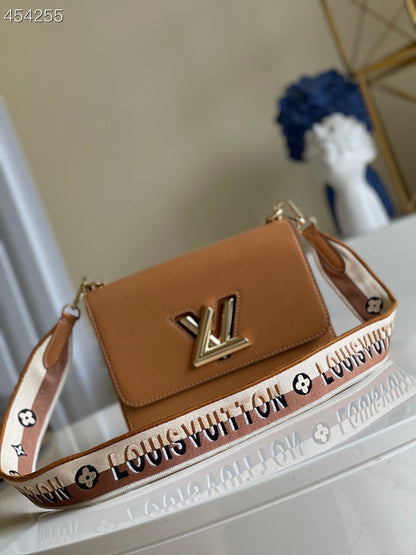 LV Twist MM Monogram Blossoms Honey Gold For Women, WoHandbag, Shoulder And Crossbody Bags 9.1in/23cm LV M57506