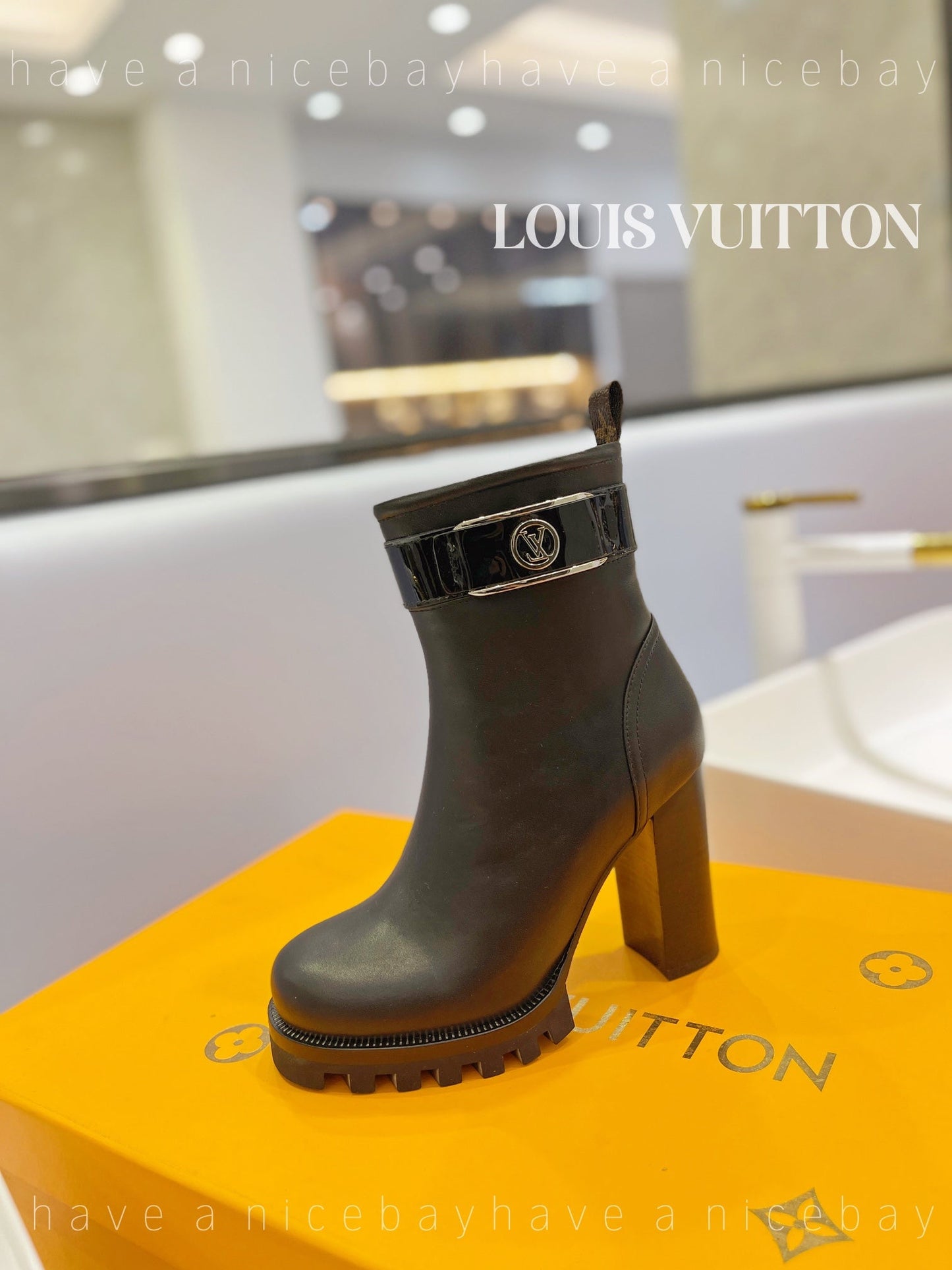 Premium  LUV BOOTS 033