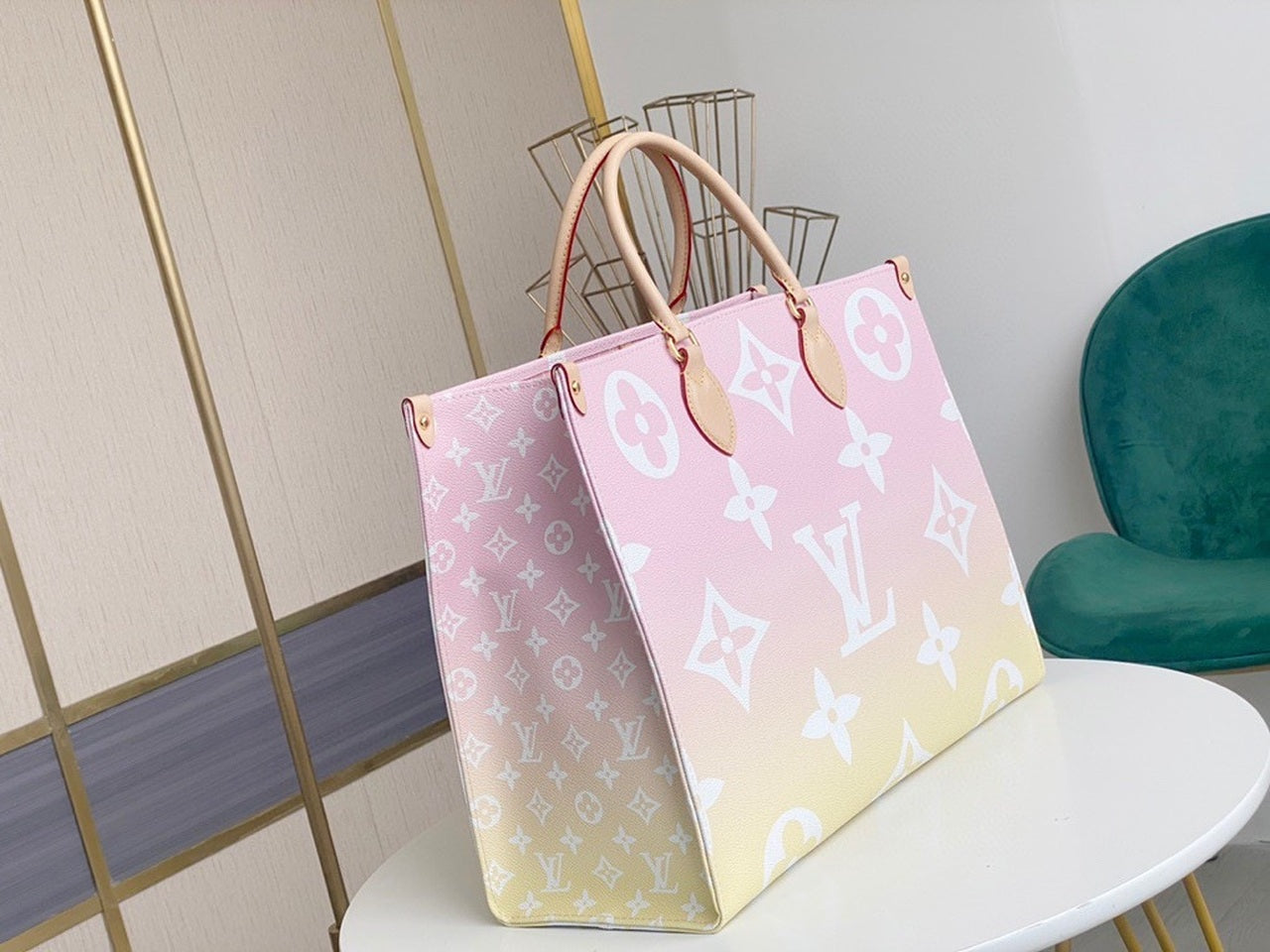 LV OnTheGo GM Monogram Giant Canvas Light Pink For Women,  Tote Bags 16.1in/41cm LV M57641