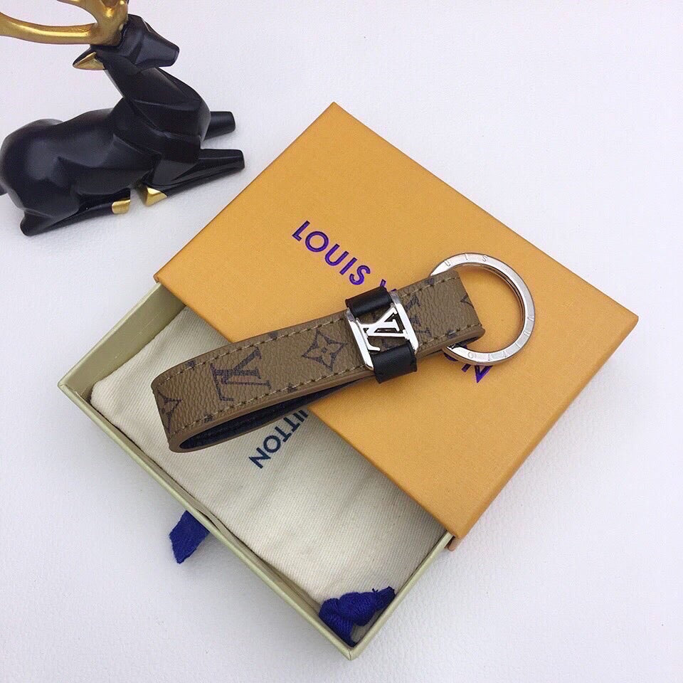 EN - Lux Keychains LUV 001