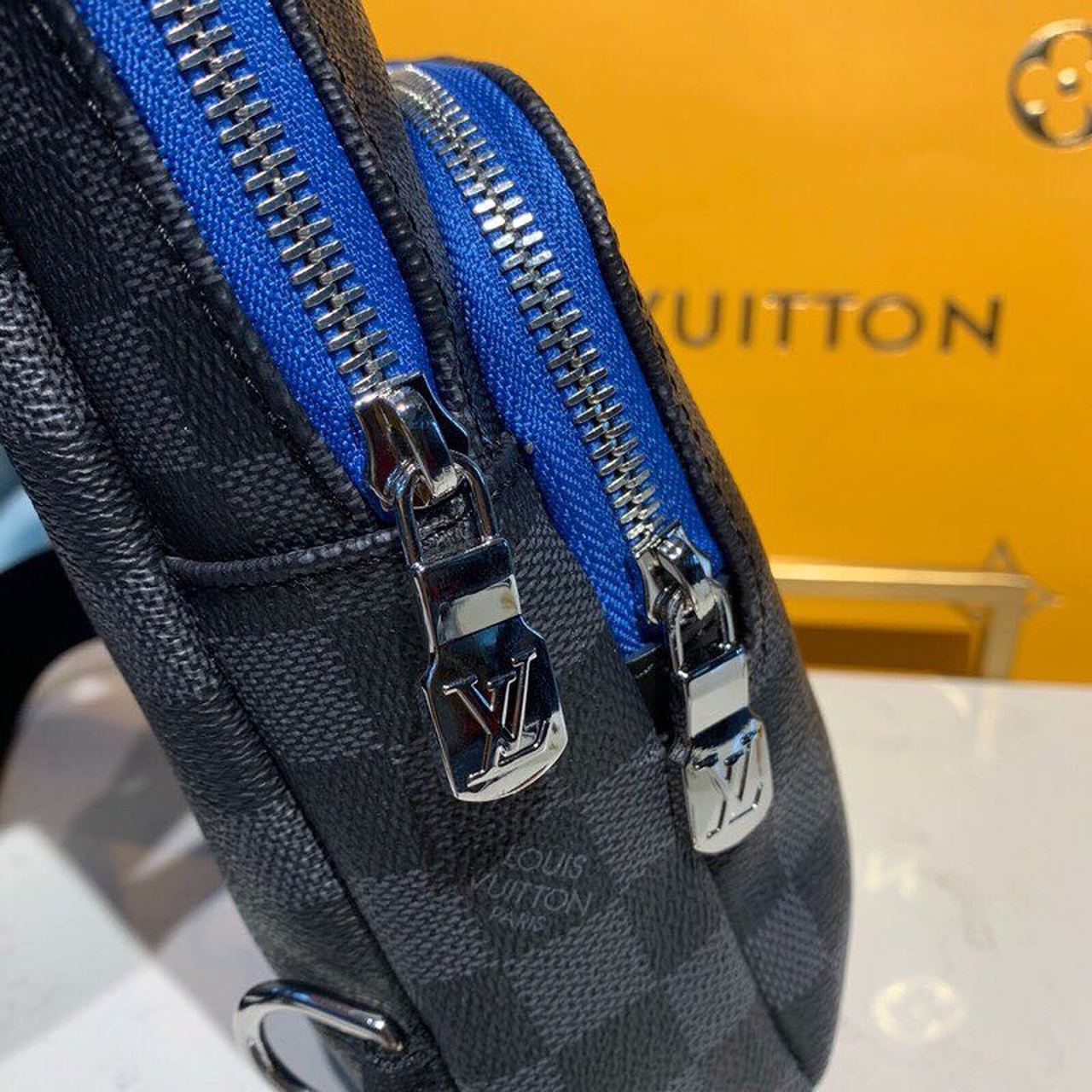 LV Avenue Sling Bag Damier Graphite Canvas Blue For Men, Bags, Crossbody Bags 12.2in/31cm LV N40008