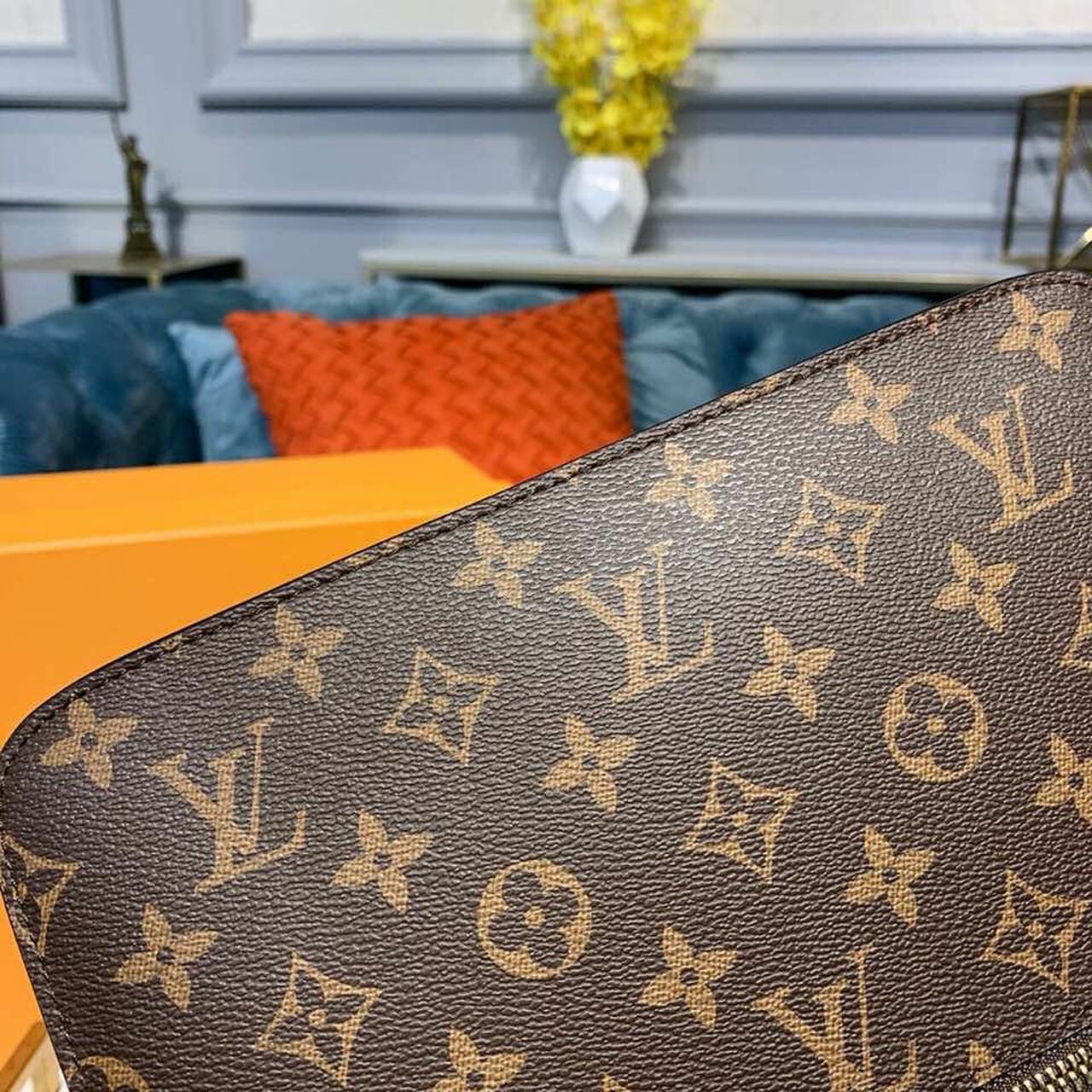 LV Pochette Métis Monogram Canvas For Women,  Shoulder Bags 9.7in/24cm LV M44668