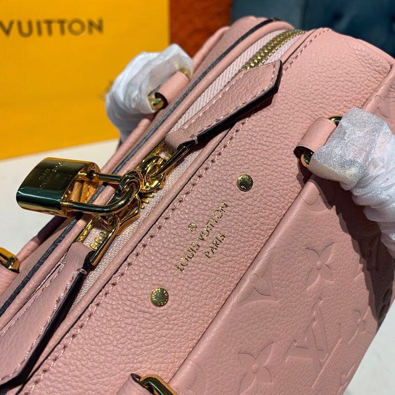 LV Speedy Bandouliere 20 Monogram Empreinte Light Pink For Women,  Shoulder And Crossbody Bags 7.8in/20cm LV