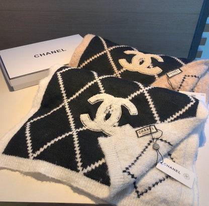 EN - Luxury  CHL  Scarf 011