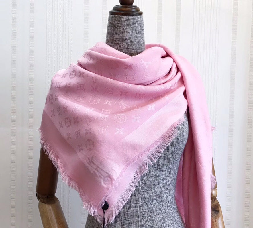 EN - Luxury LUV  Scarf 024