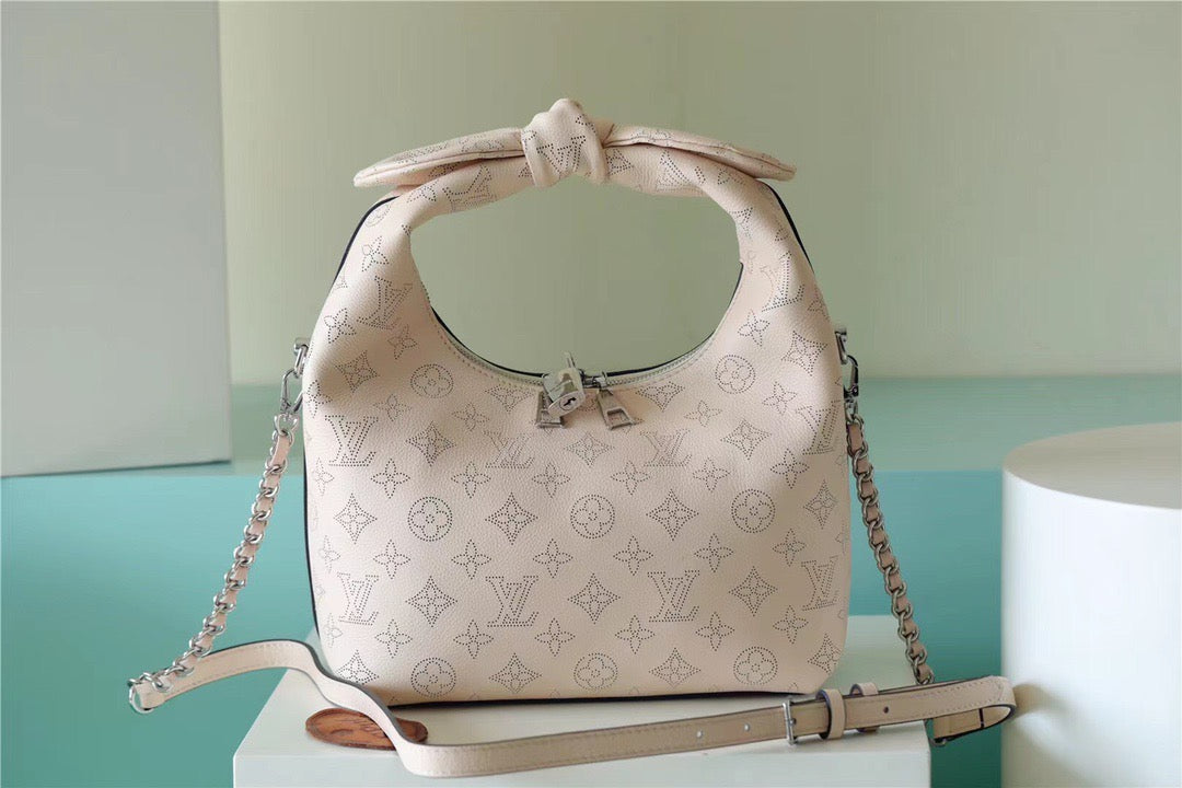 LV Why Knot MM Mahina Light Pink For Women,  Shoulder And Crossbody Bags 13.4in/34cm LV 