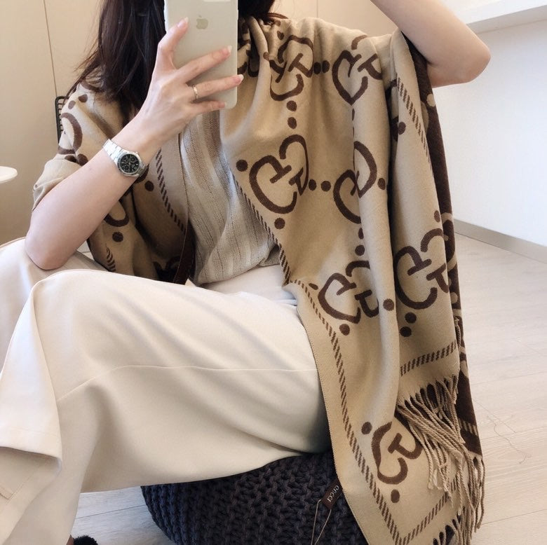 EN - Luxury GCI Scarf 043