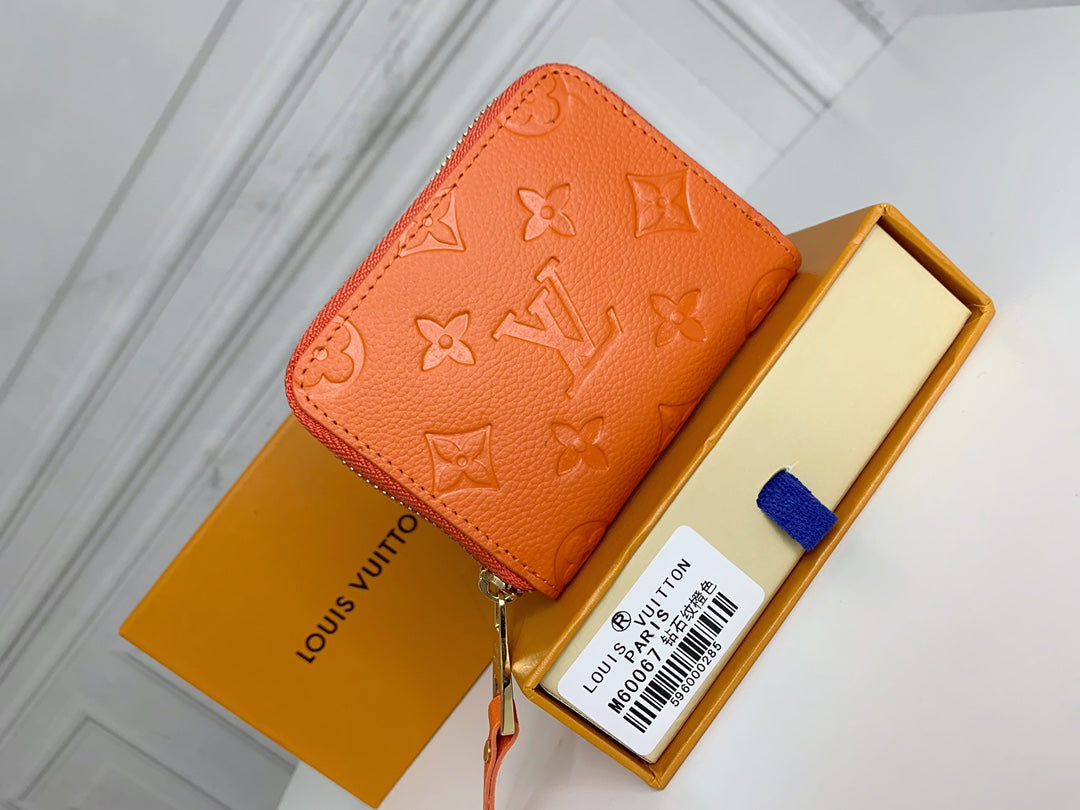 EN - New Arrival Wallet LUV 128