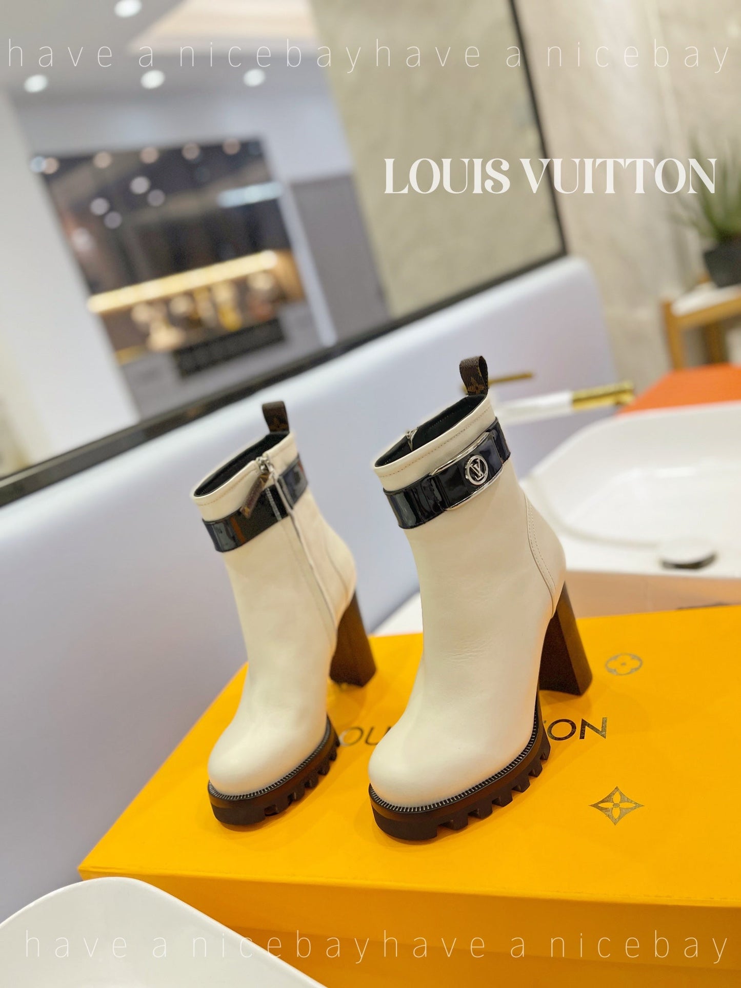 Premium  LUV BOOTS 034