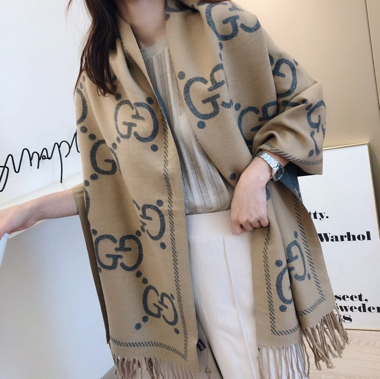 EN - Luxury GCI Scarf 043