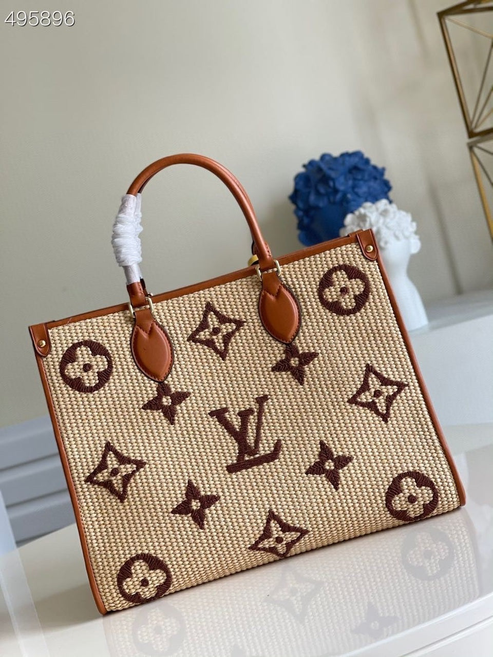 LV OnTheGo MM Tote Bag Monogram Raffia Tan For Women, Women’s Handbags, Shoulder Bags 13.8in/35cm LV M57707