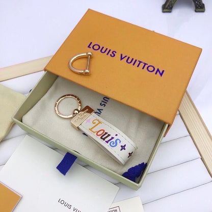 EN - Lux Keychains LUV 013