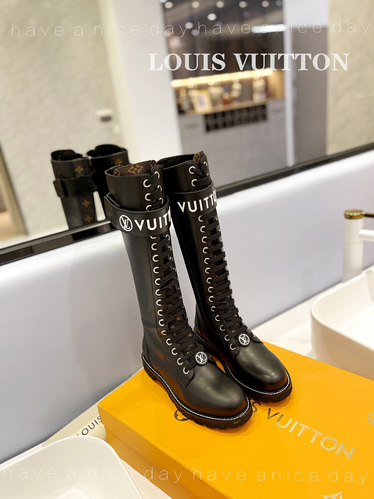 Premium  LUV BOOTS 031