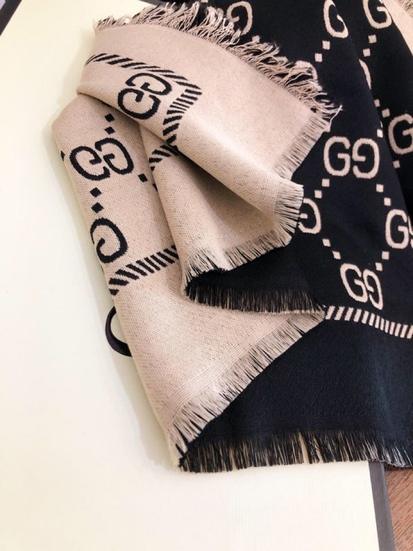 EN - Luxury GCI Scarf 037