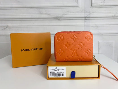 EN - New Arrival Wallet LUV 128