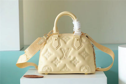 LV Alma BB Banana Yellow For Women,  Shoulder And Crossbody Bags 9.6in/25cm LV M59821