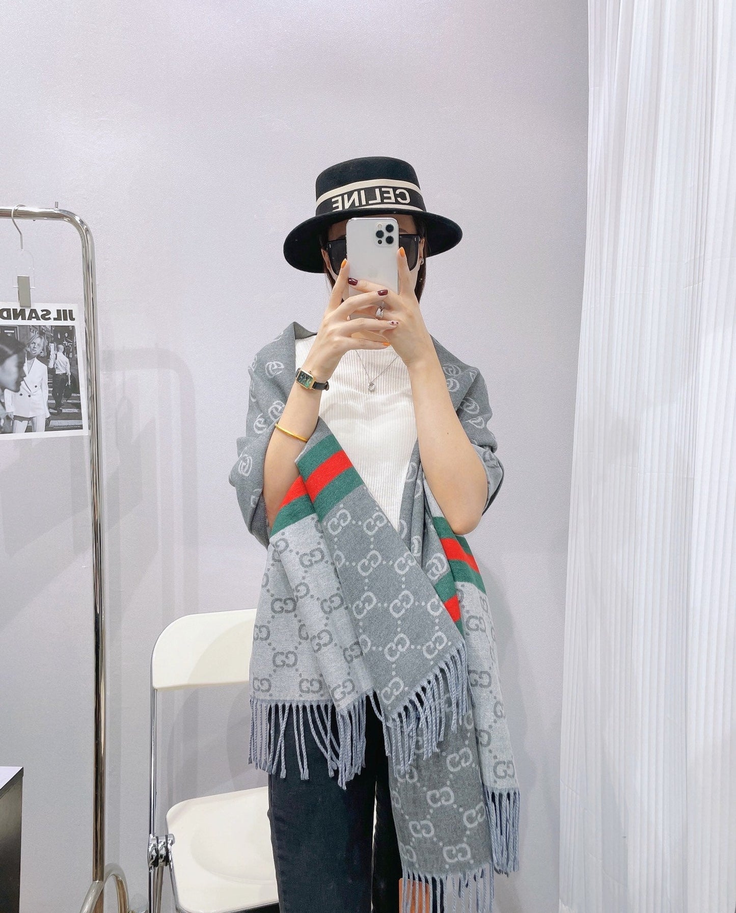 EN - Luxury GCI Scarf 021