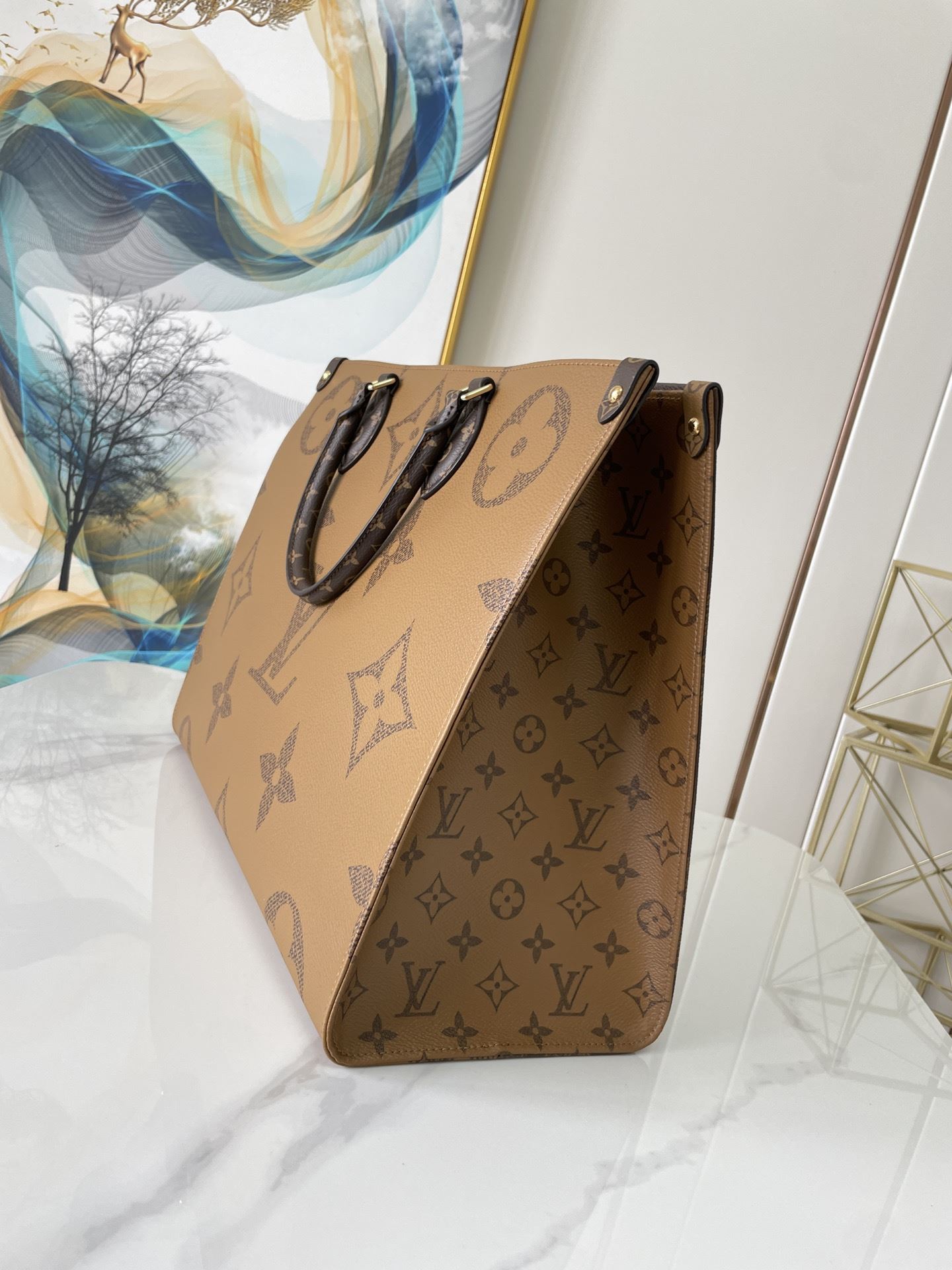 LV OnTheGo GM Tote Bag Monogram And Monogram Reverse Canvas For Women, Women’s Handbags 16.1in/41cm LV M44576