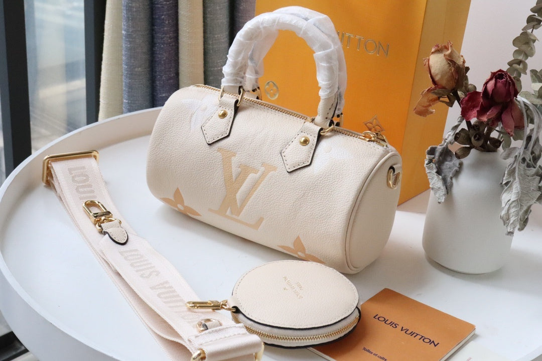 LV Monogram 20cm White Cream