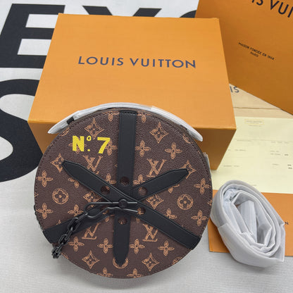 LV Wheel Box Monogram Canvas For Women, Women’s Handbags, Shoulder Bags And Crossbody Bags 9.1in/23cm LV M59706 