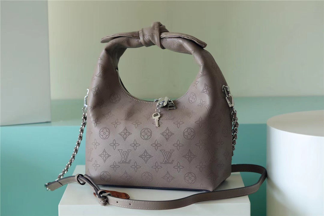 LV Why Knot MM Mahina Galet Beige For Women,  Shoulder And Crossbody Bags 13.4in/34cm LV M20787