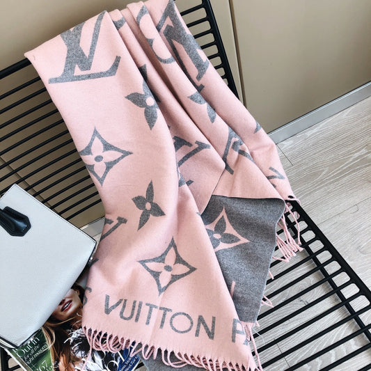 EN - Luxury LUV  Scarf 007