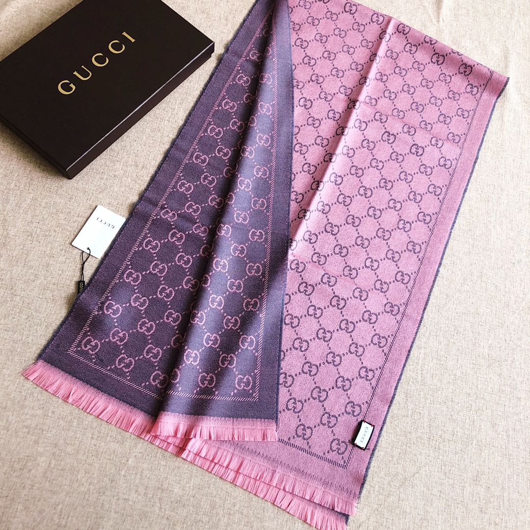 EN - Luxury GCI Scarf 010