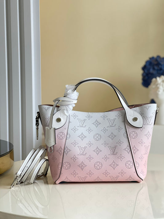 LV Hina PM Bucket Bag Gradient Pink For Women,  Shoulder And Crossbody Bags 9in/23cm LV M57858