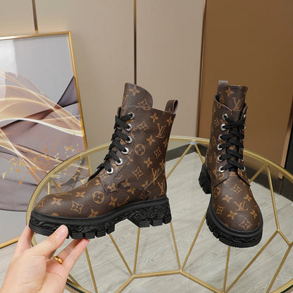 Premium  LUV BOOTS 039