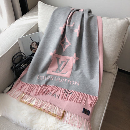 EN - Luxury LUV  Scarf 010