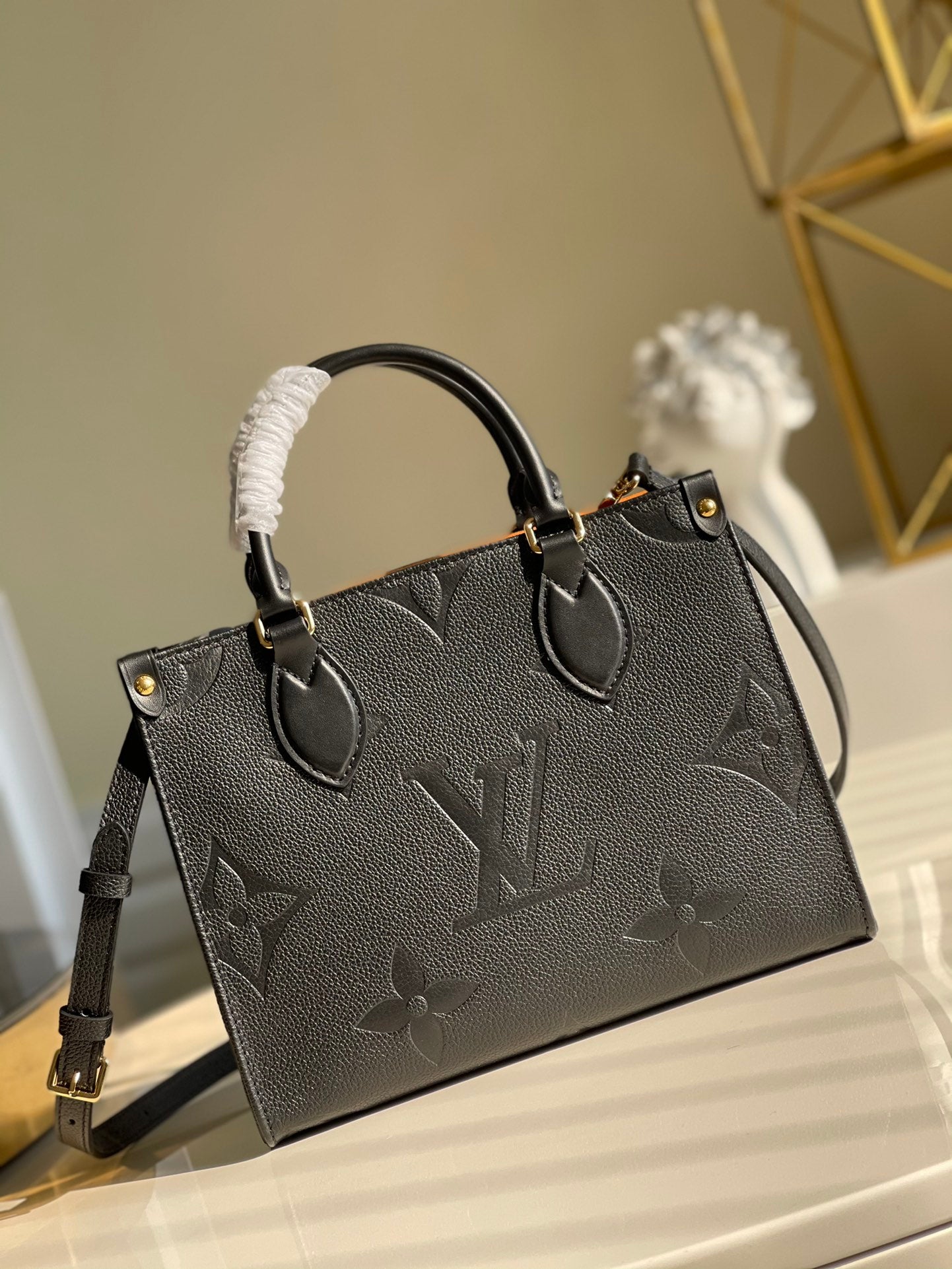 LV OnTheGo PM Tote Bag Monogram Empreinte Black For Women, Women’s Handbags, Shoulder And Crossbody Bags 9.8in/25cm LV M45653