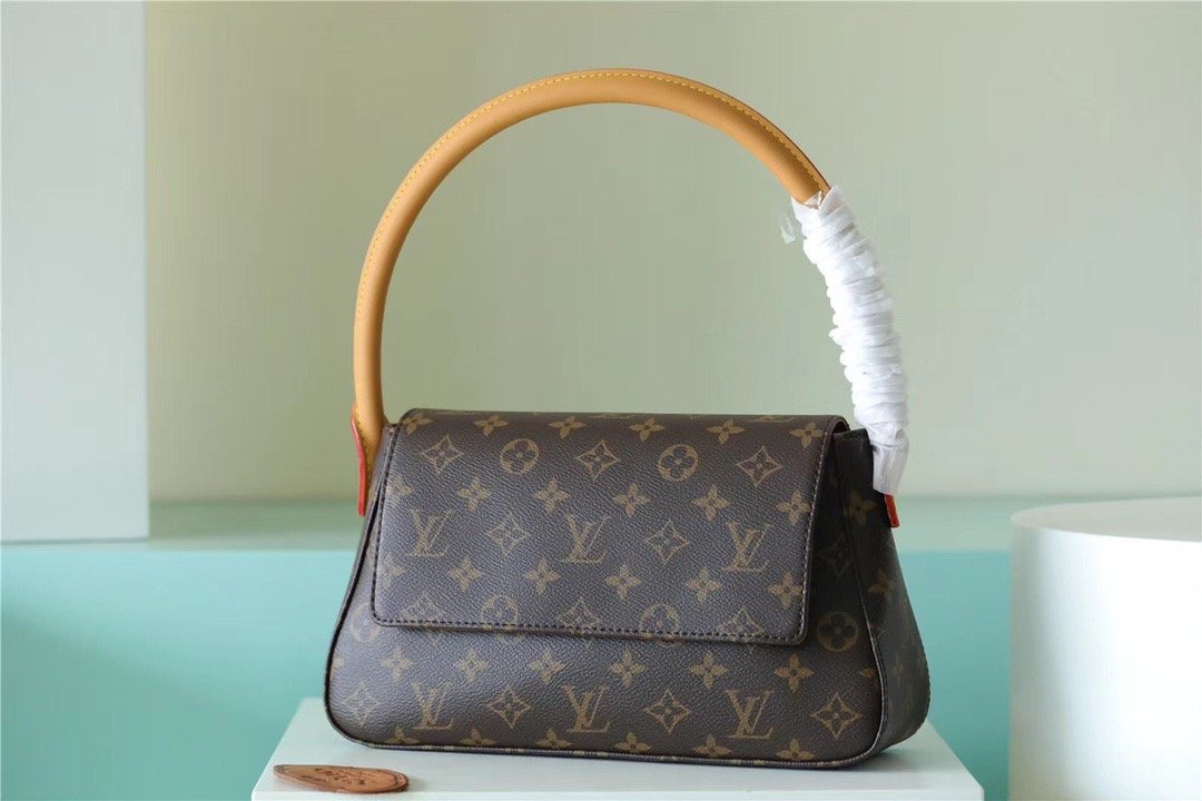 LV Mini Looping Flap Shoulder Bag Monogram For Women 9.4in/24cm Brown LV M51147