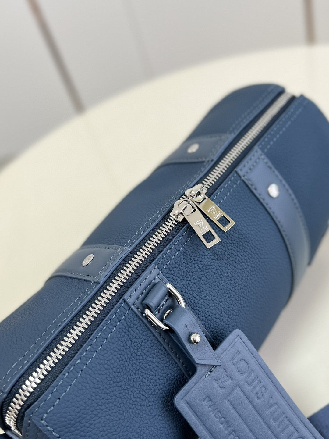 LV City Keepall Aerogram Blue For Men, Bags, Shoulder And Crossbody Bags 10.6in/27cm LV