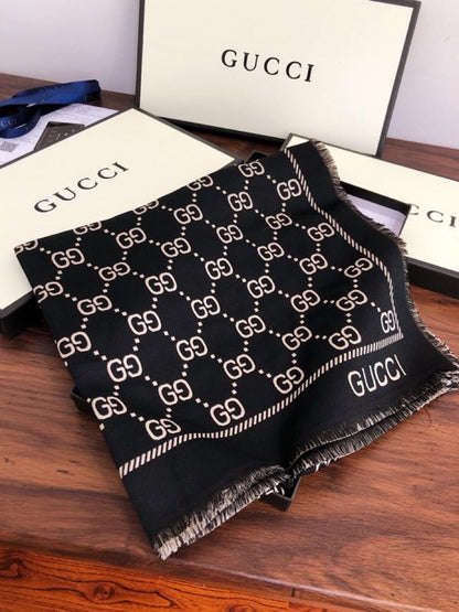 EN - Luxury GCI Scarf 037