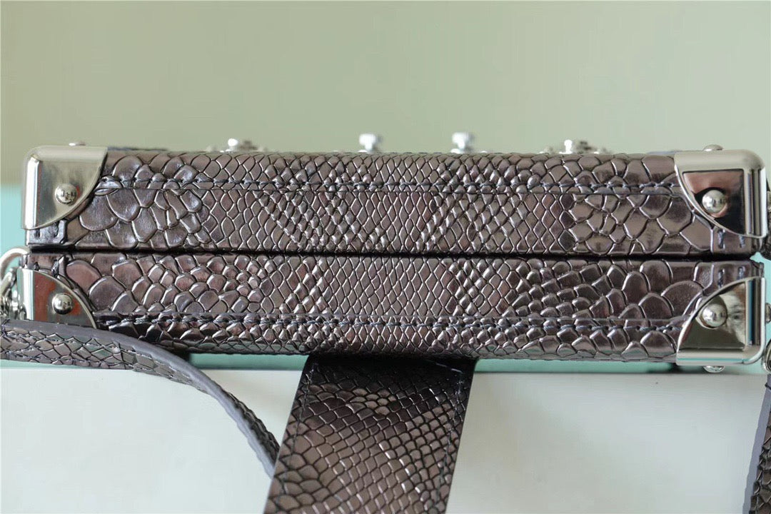 LV Petite Malle High Shiny Alligator By Nicolas Ghesquiere Silver For Women,  Shoulder And Crossbody Bags 7.9in/20cm LV 