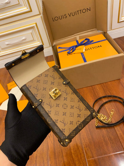 LV Pochette Trunk Verticale Monogram Reverse With Monogram Canvas For Women, WoChain Wallet 6.9in/18cm LV M67873