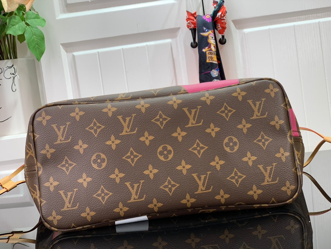 LV Neverfull MM Game On Tote Bag Monogram Canvas By Nicolas Ghesquiere For Women,  Shoulder Bags 12.2in/31cm LV M57452