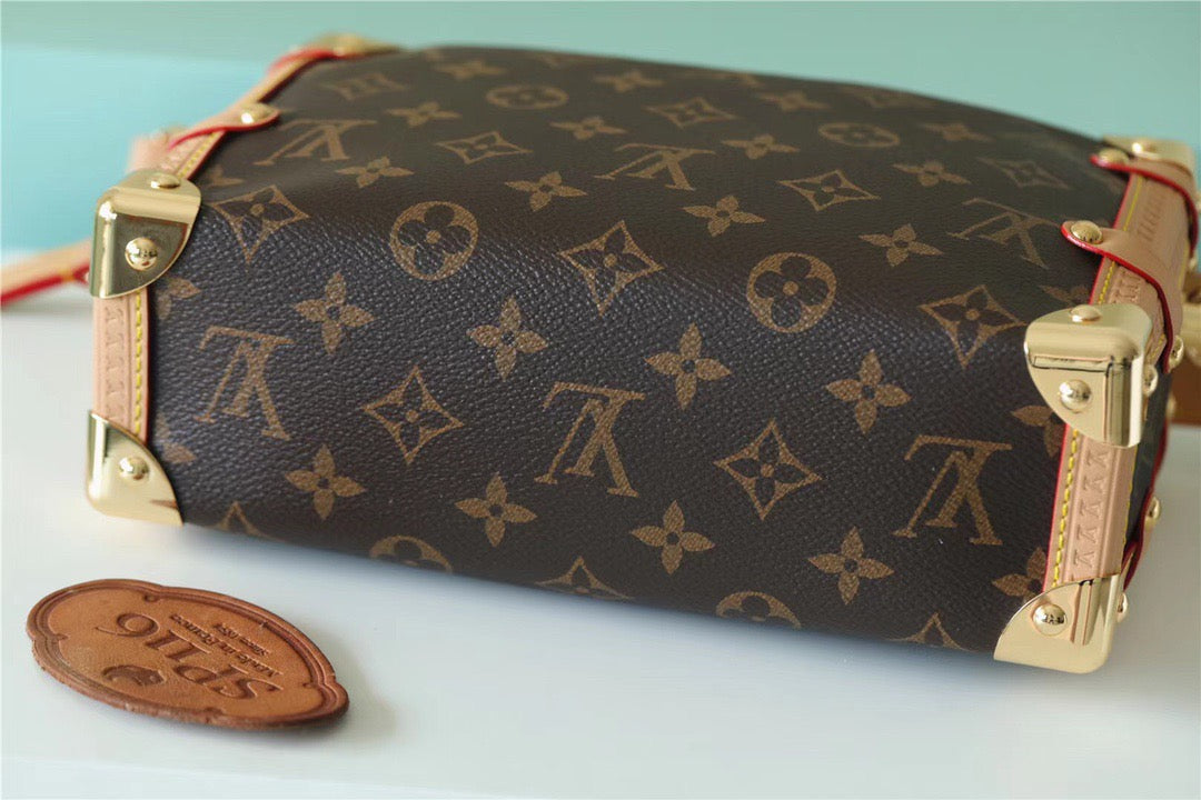 LV Side Trunk PM Monogram Canvas For Women, Women’s Bags, Shoulder And Crossbody Bags 8.3in/21cm LV 