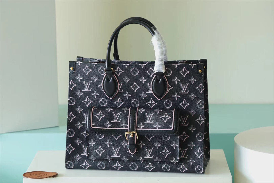 LV OnTheGo MM Monogram Canvas Black For Women,  Shoulder And Crossbody Bags 13.8in/35cm LV M46154