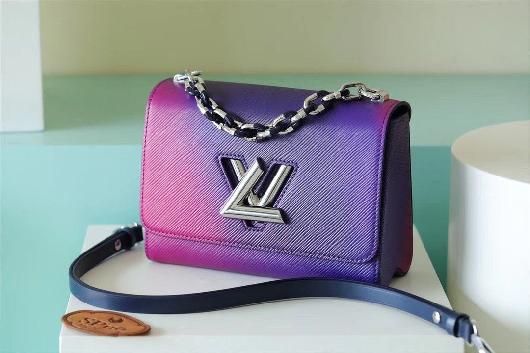 LV Twist PM Bag, Shoulder and Cross Body Bags For Women Gradient Blue 7.5in/19cm LV M59896