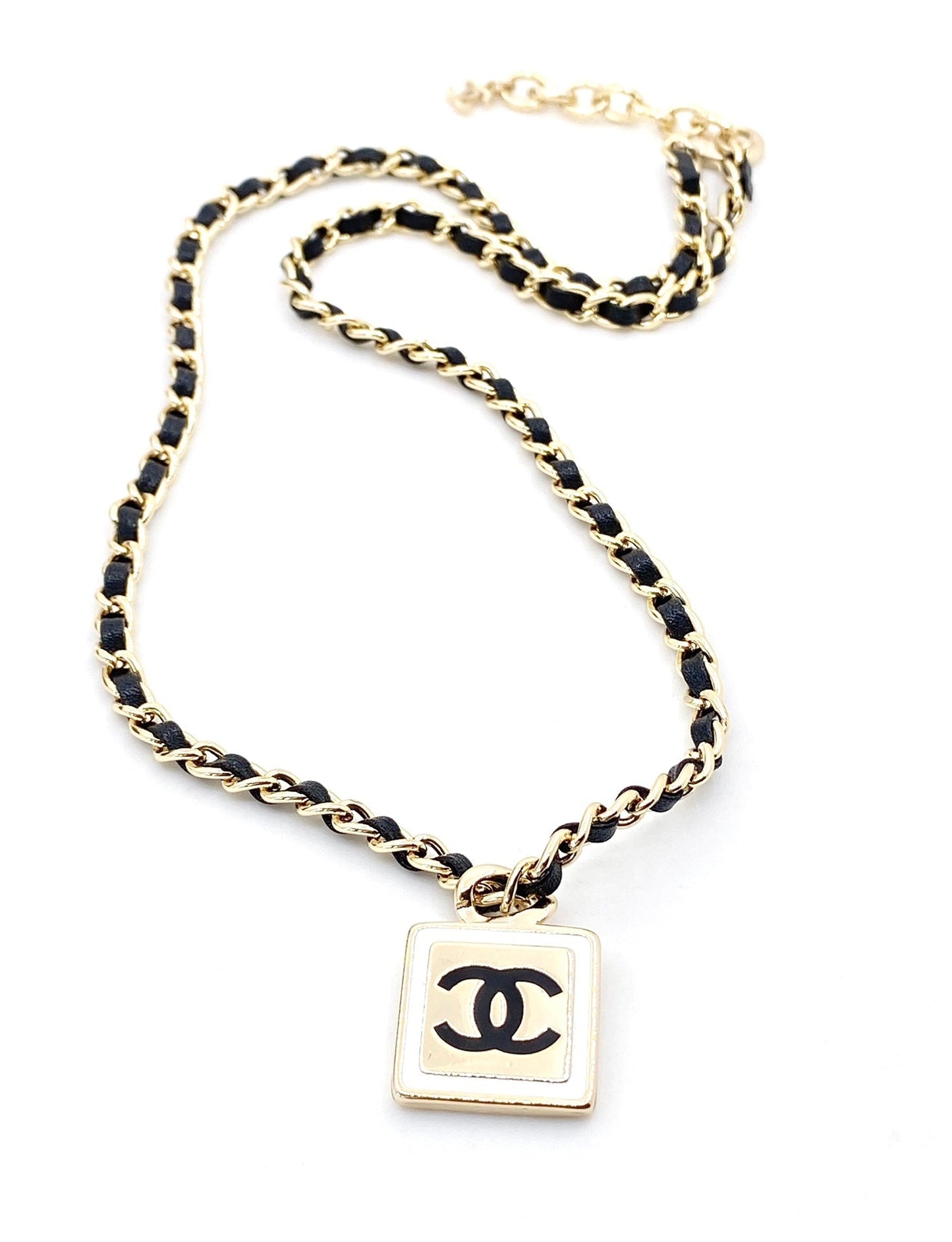 EN - Lux Necklace CHL005