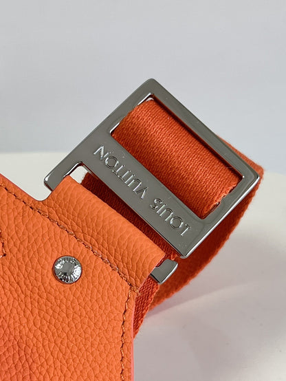 LV Aerogram Slingbag Orange For Men, Bags 30cm LV M59625