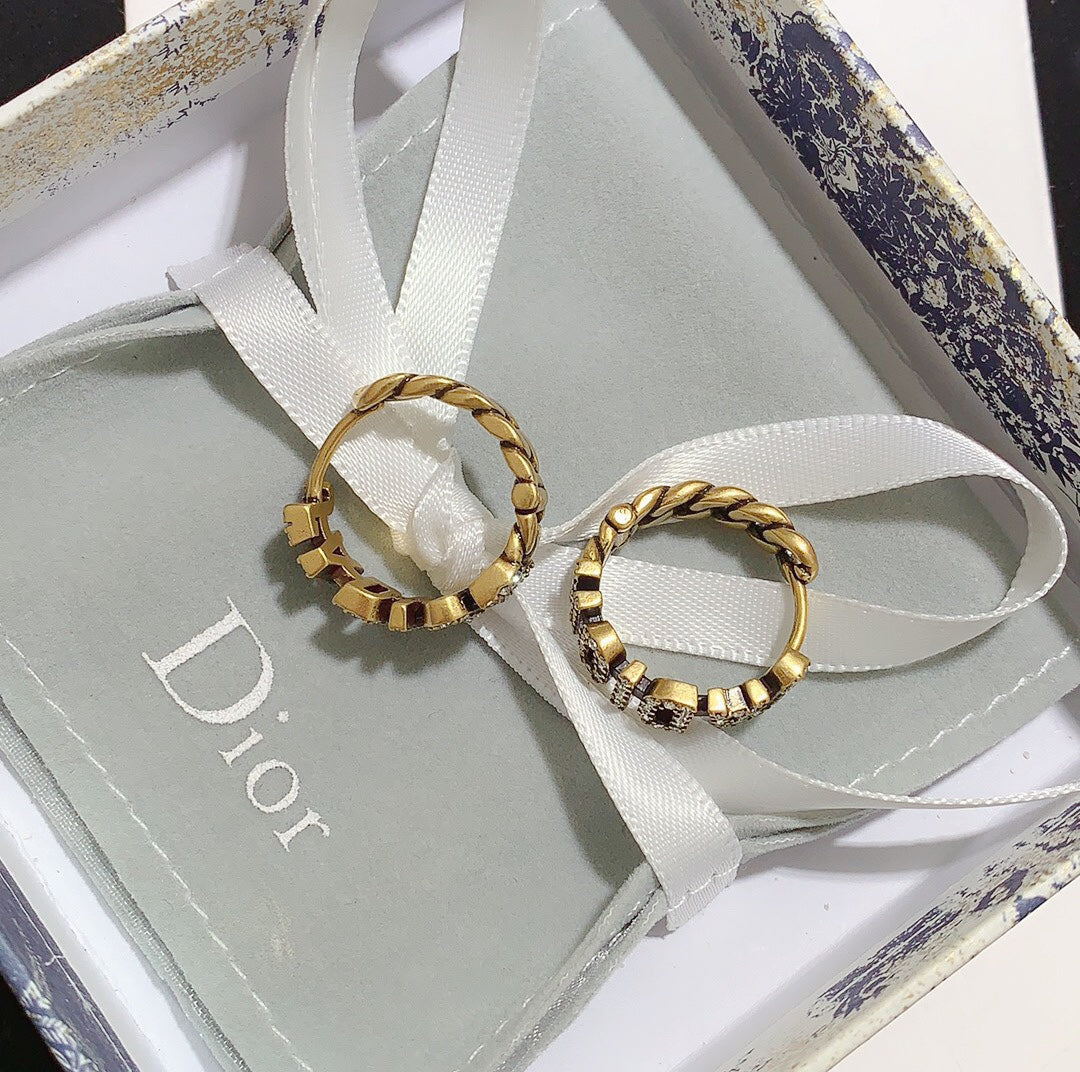 EN - Lux Earring Dir 054