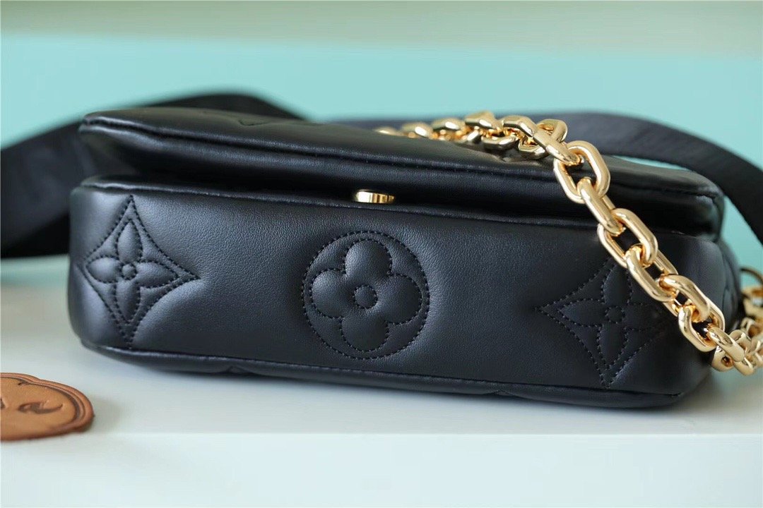 LV Wallet On Strap Bubblegram Monogram In Wallets and Small Leather Goods For Women M81398 7.9in/20cm LV M81398