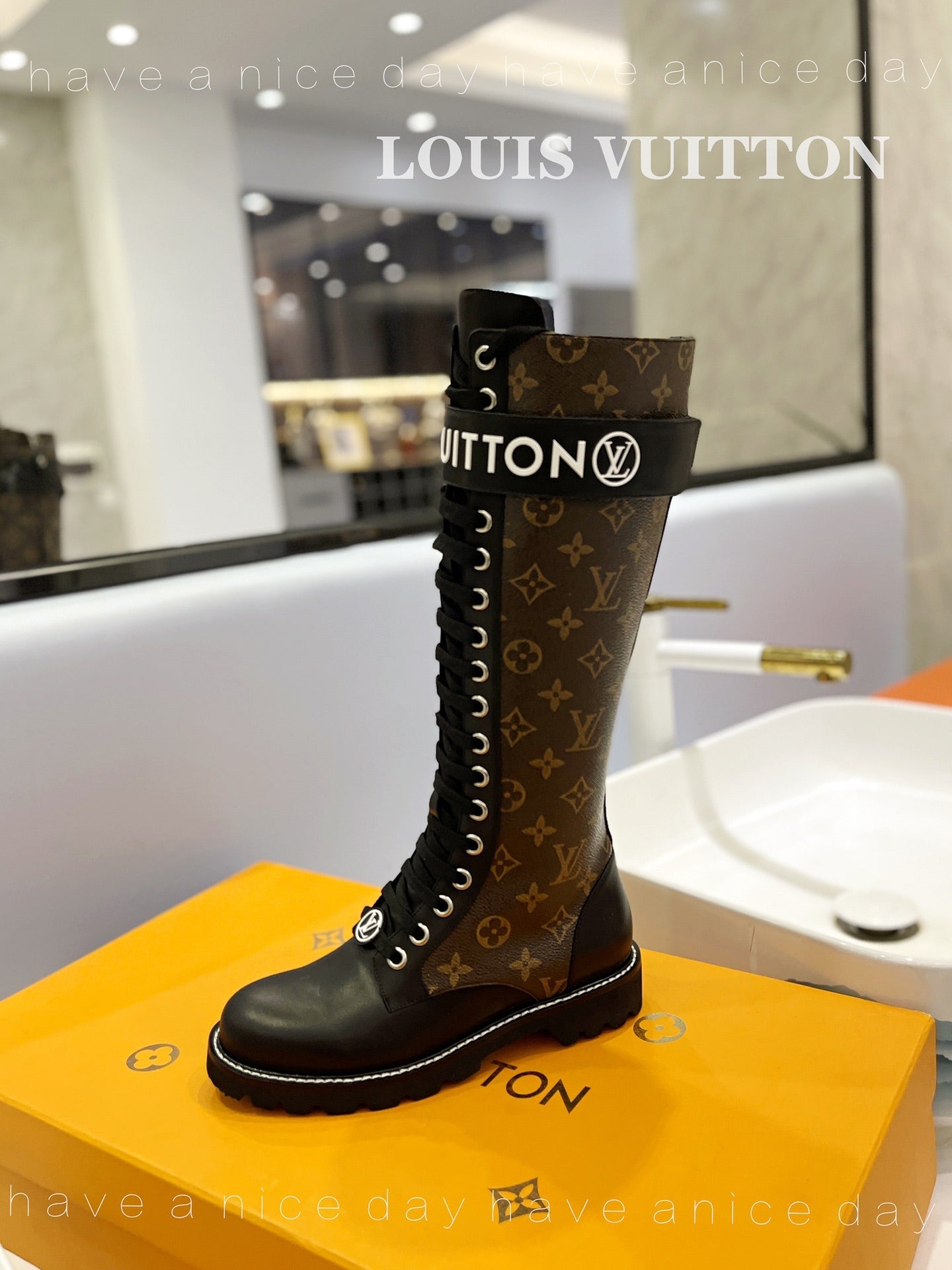 Premium  LUV BOOTS 032