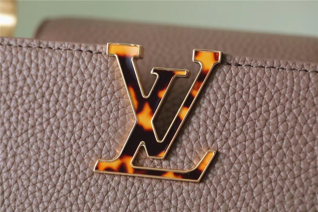 LV Capucines BB Taurillon Light Brown For Women,  Shoulder And Crossbody Bags 26cm/10.6in LV