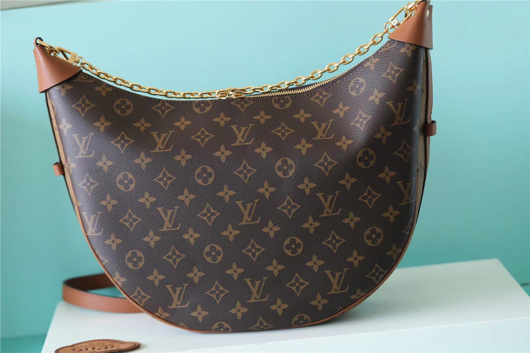 LV Loop Monogram Canvas By Nicolas Ghesquiere For Women,  Shoulder And Crossbody Bags 23cm/9.1in LV 