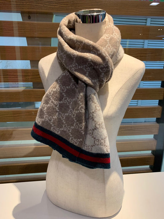 EN - Luxury GCI Scarf 006