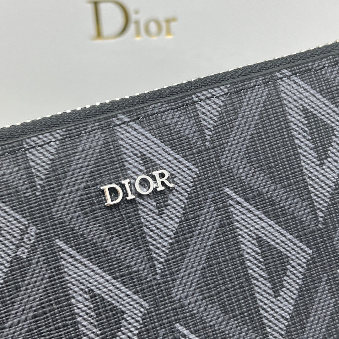 EN - New Arrival Wallet DIR 009