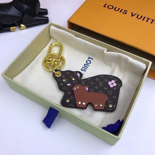 EN - Lux Keychains LUV 017